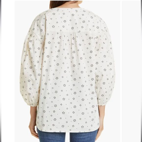 New Apiece Apart Marit Shirred Organic Cotton Blouse in Scattered Floral Small - Picture 6 of 13